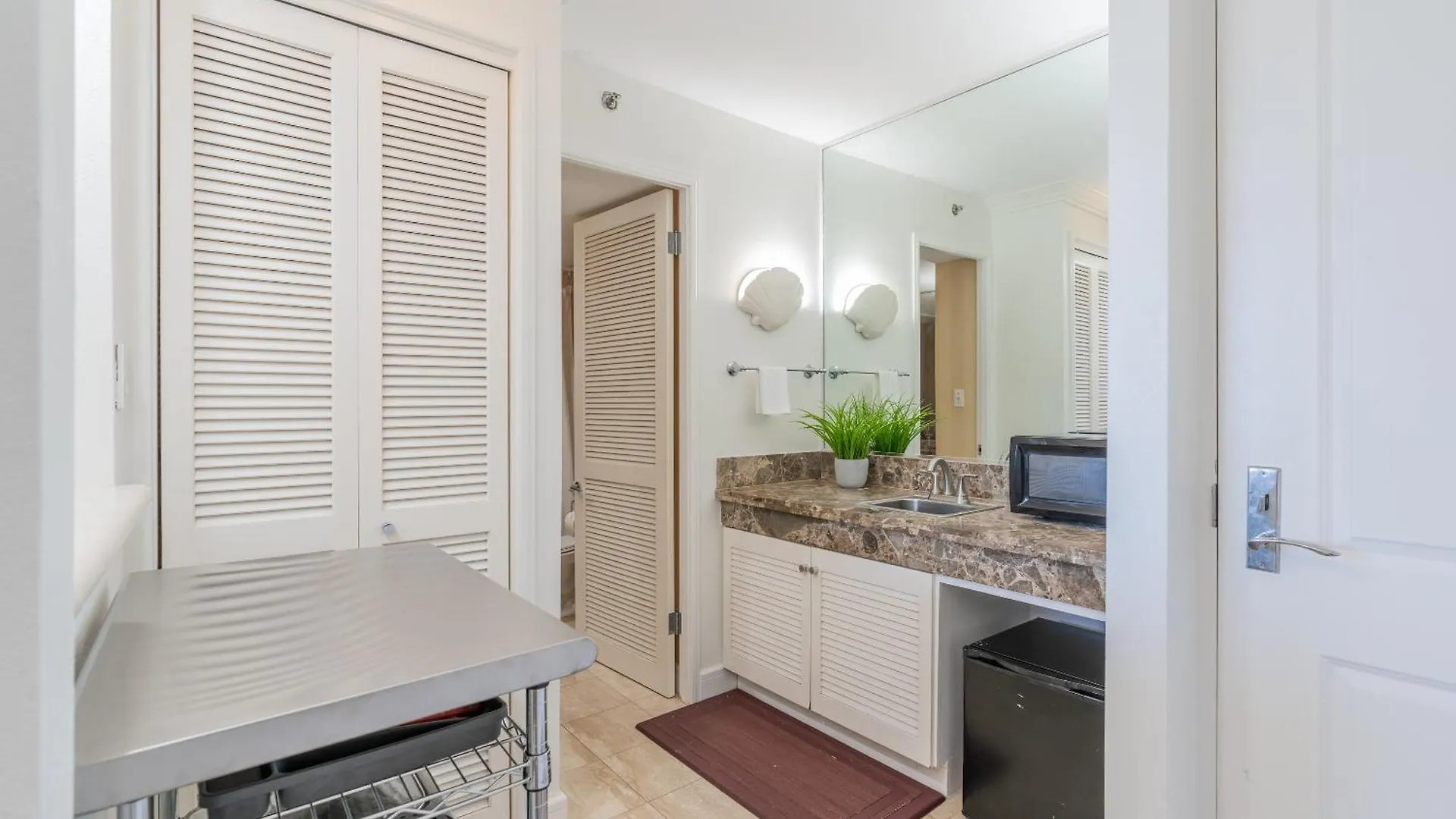 Royal Garden Waikiki - Ocean View - Resort Amenities Honolulu United States